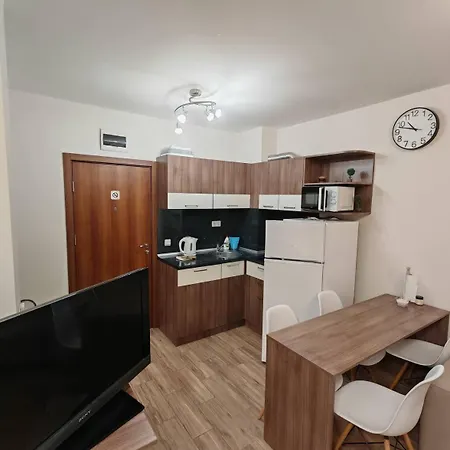 Luxury Coastera Group 18 Cascadas Apartman Napospart